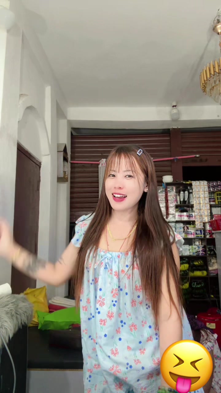 @shyaki gurung🧏🏻♀️(Dallo)