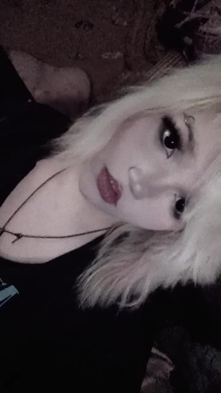 @Xxpierced princessxX