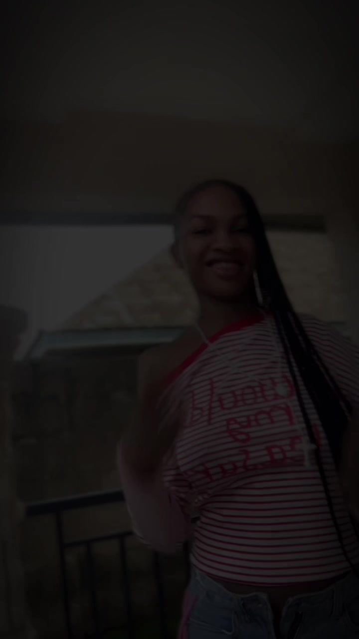 @Nelllllllyyyyyy😻🍒