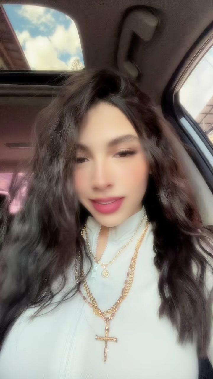 @karenmarrugovs