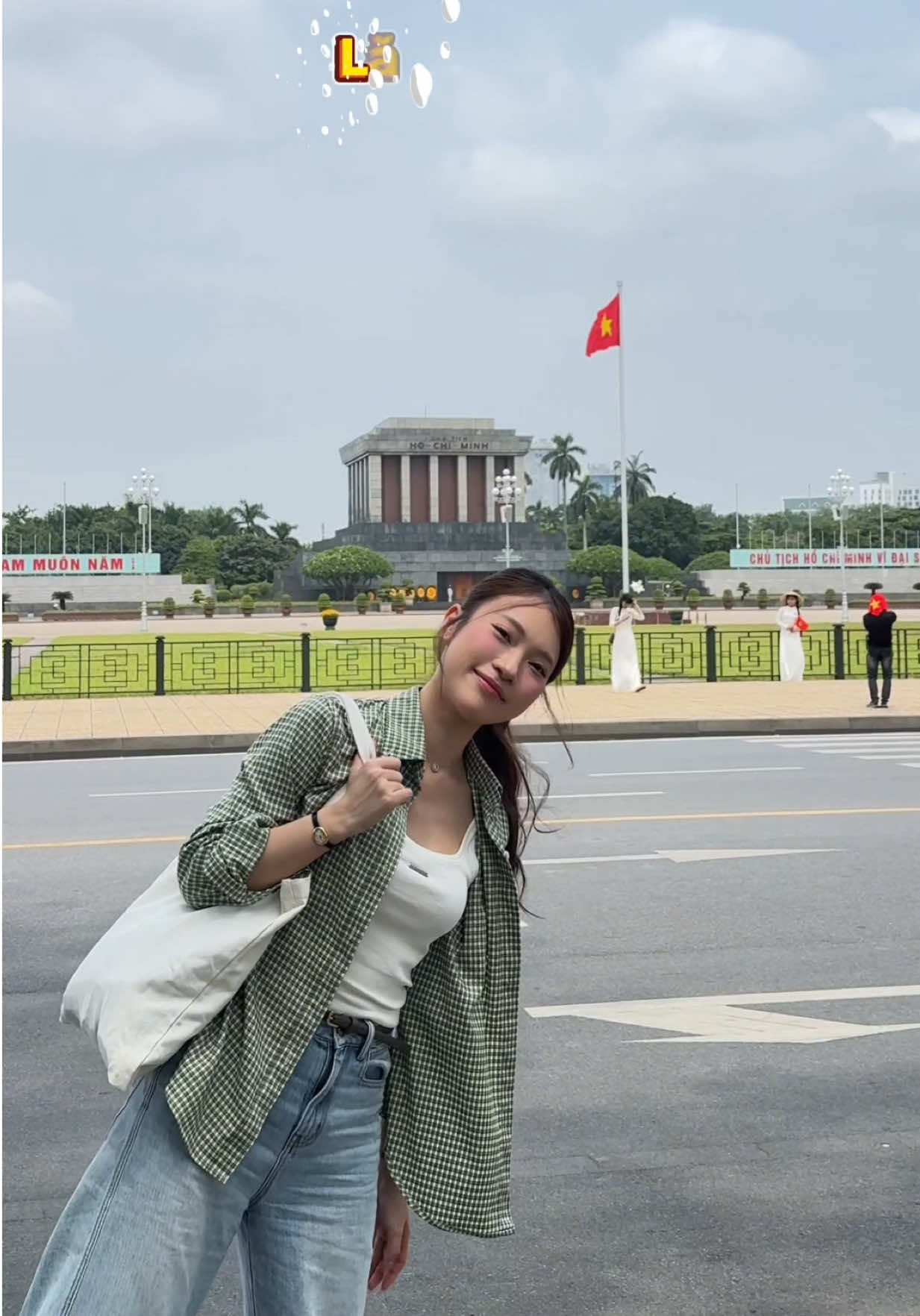 @Khánh Vy Official