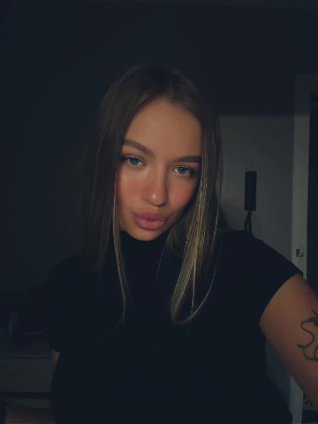 @gelllyyaaa