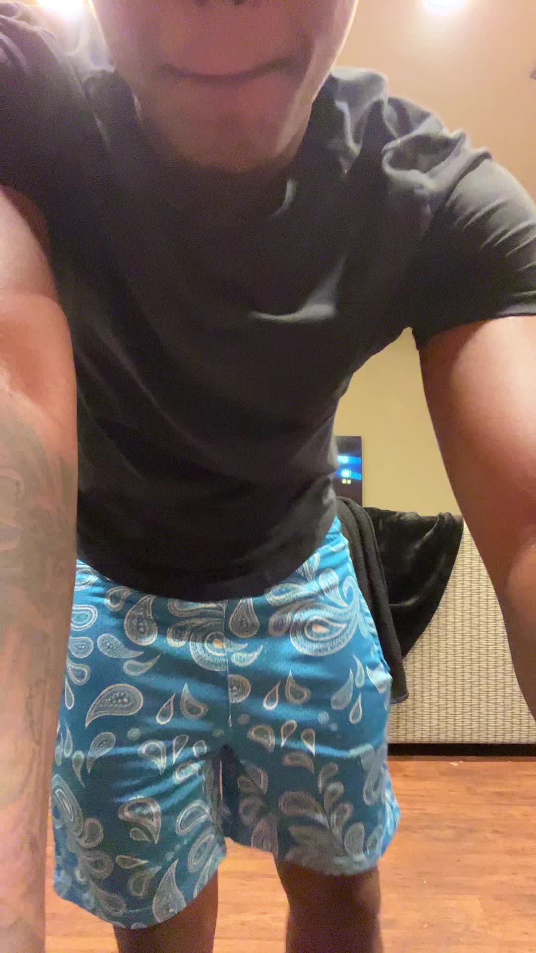 @useruno