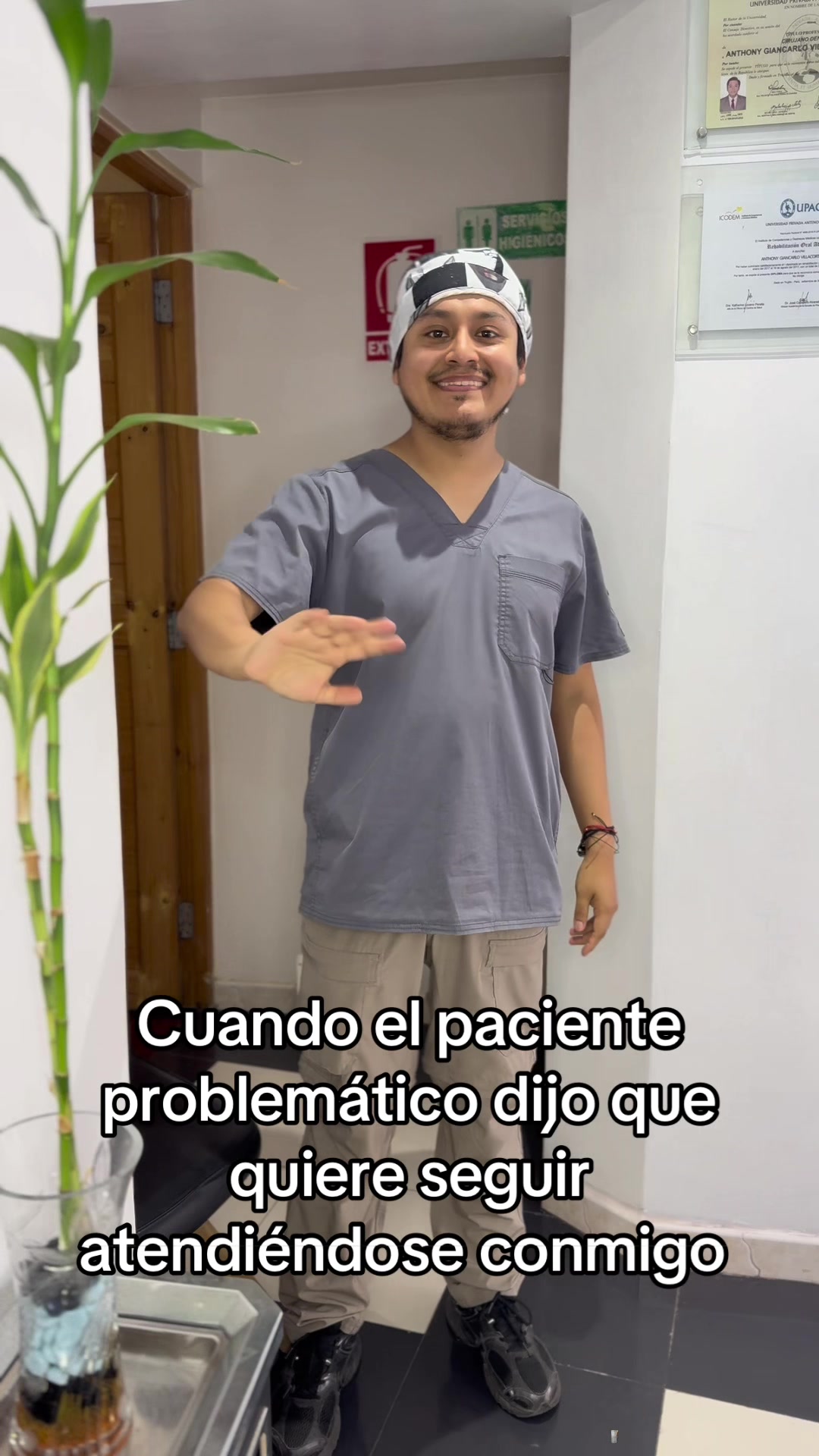 @DENTIST/ Anthony V. Guarniz