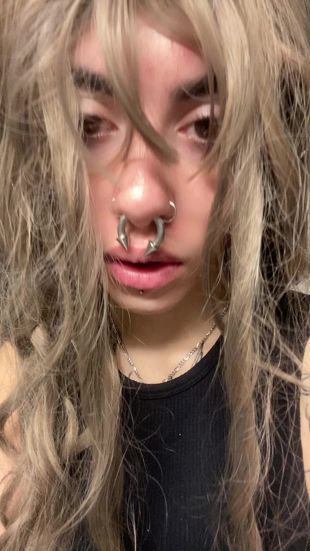 @M 0 3