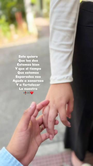 @👩🏼🤝👨🏽♾️❤️