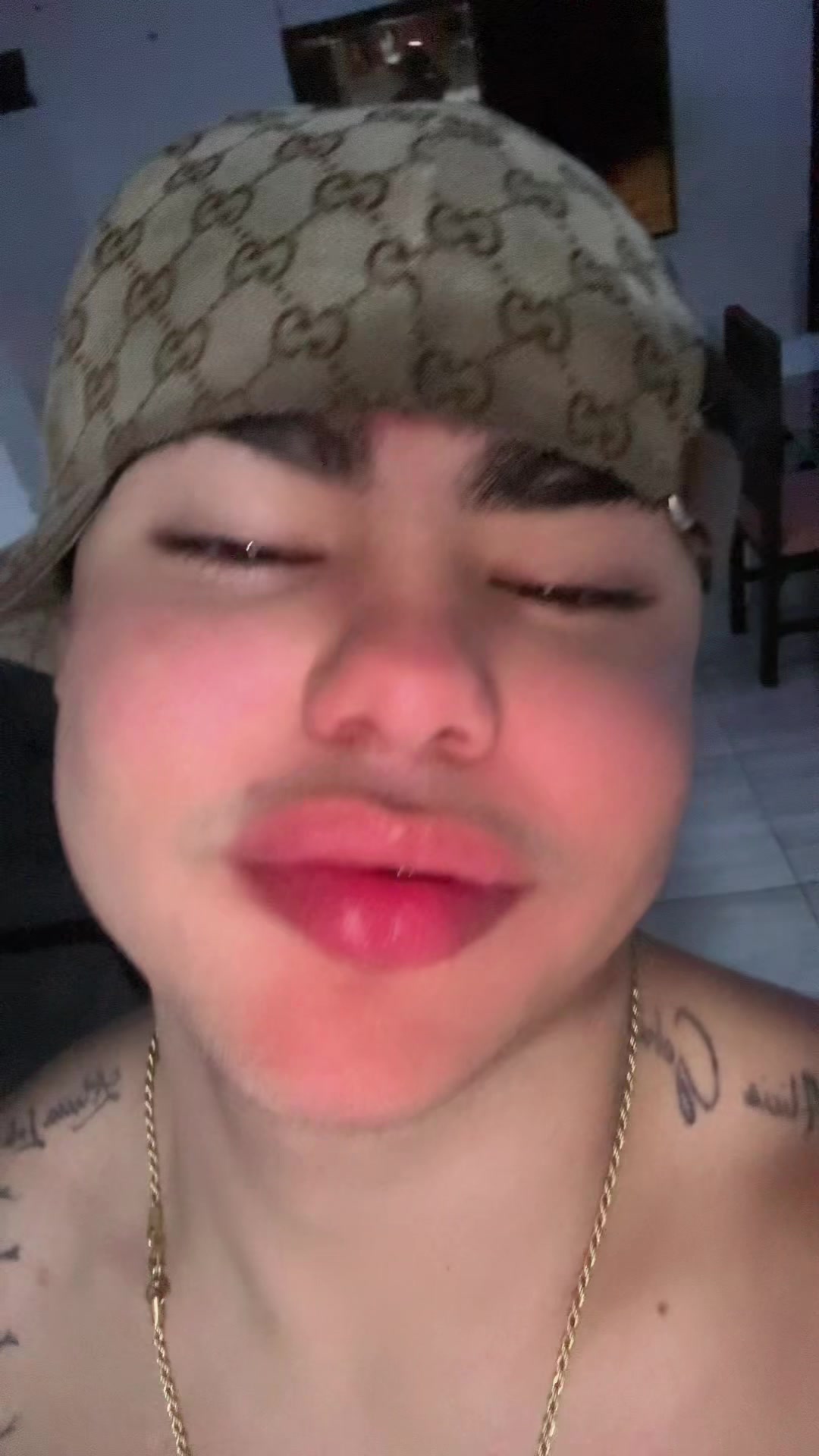 @Alejito ✨