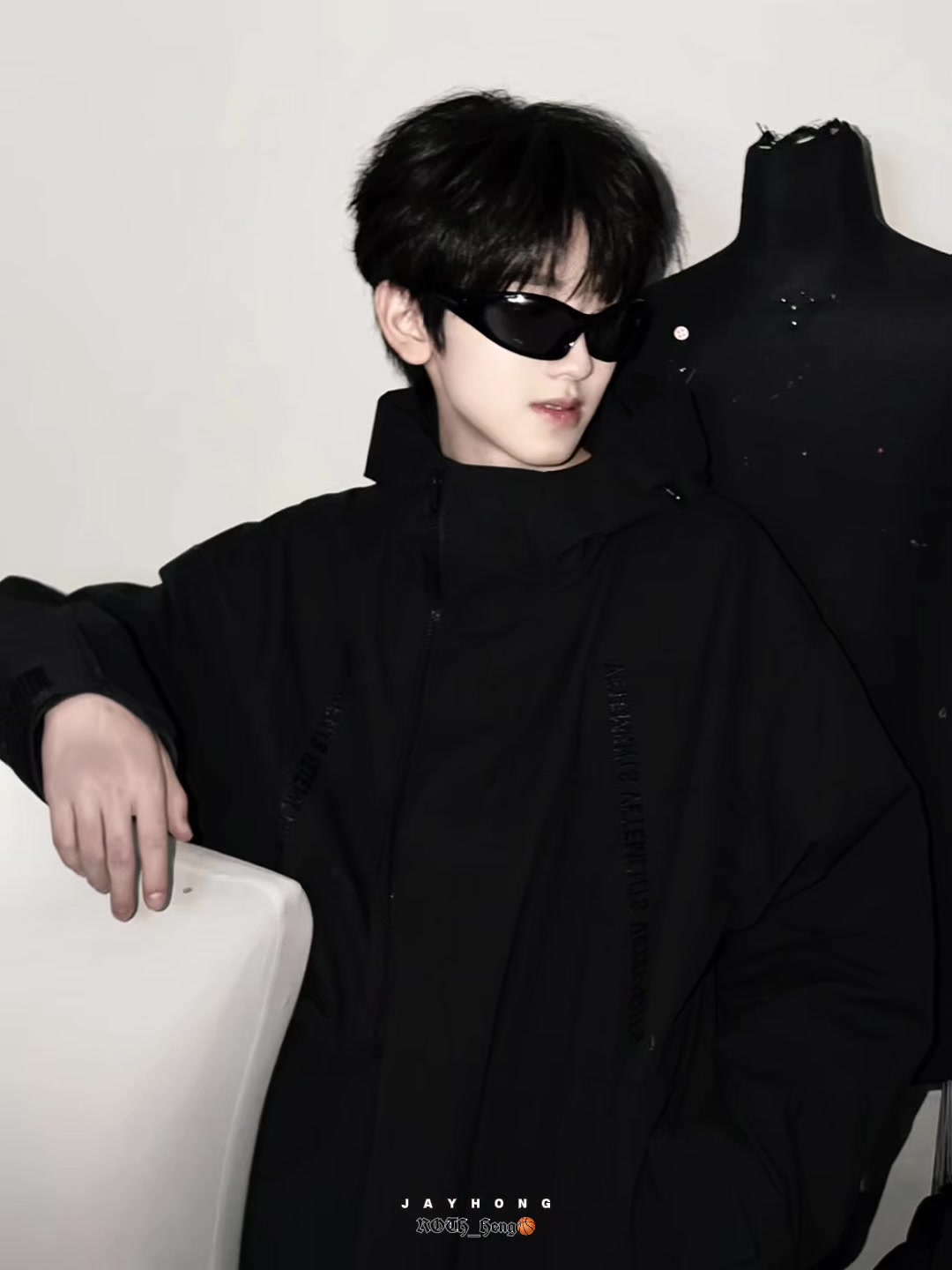 @𝐂𝐡𝐞𝐧𝐘𝐢𝐡𝐞𝐧𝐠_陈奕恒ᥫ᭡