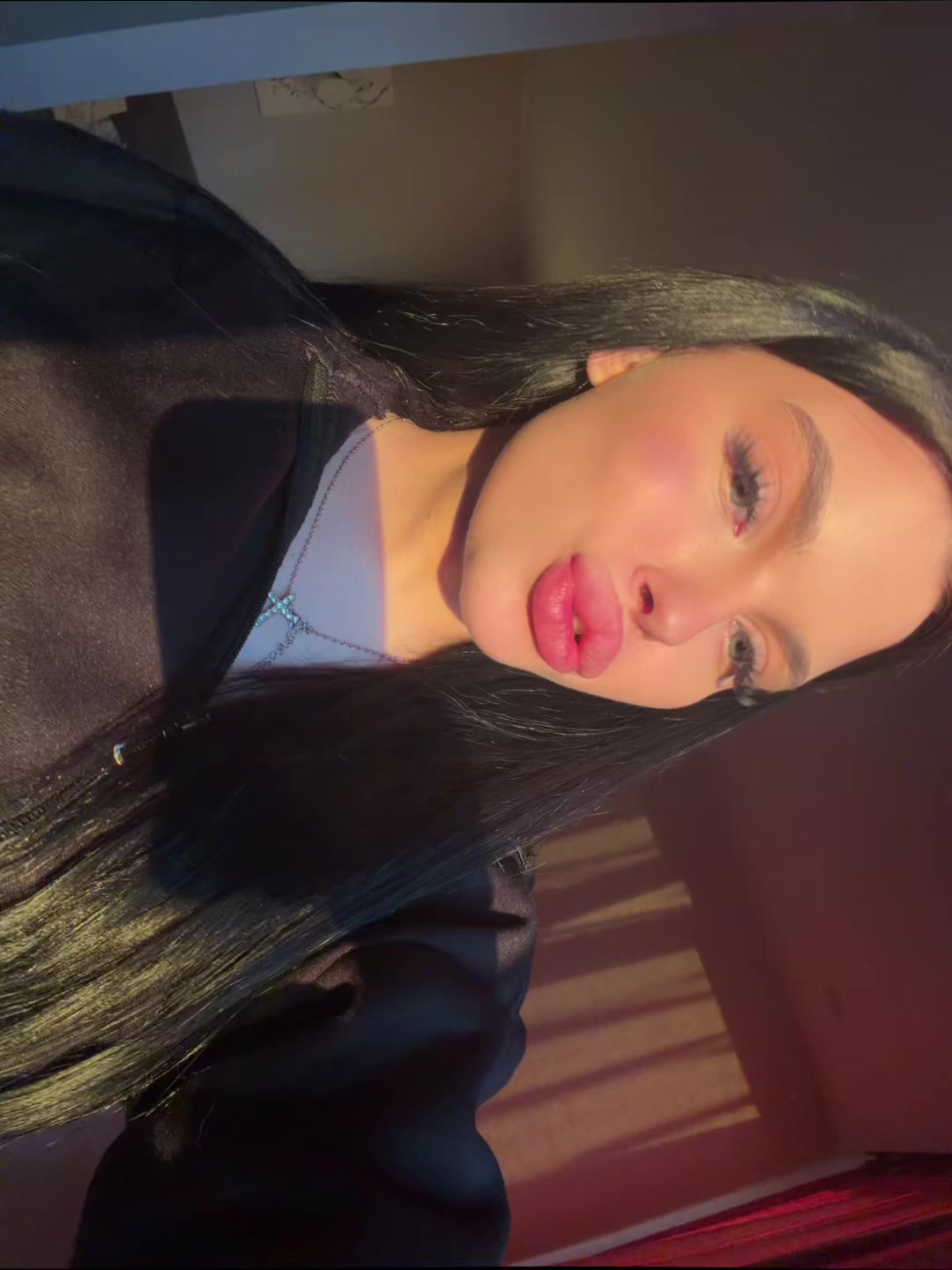 @Katrina