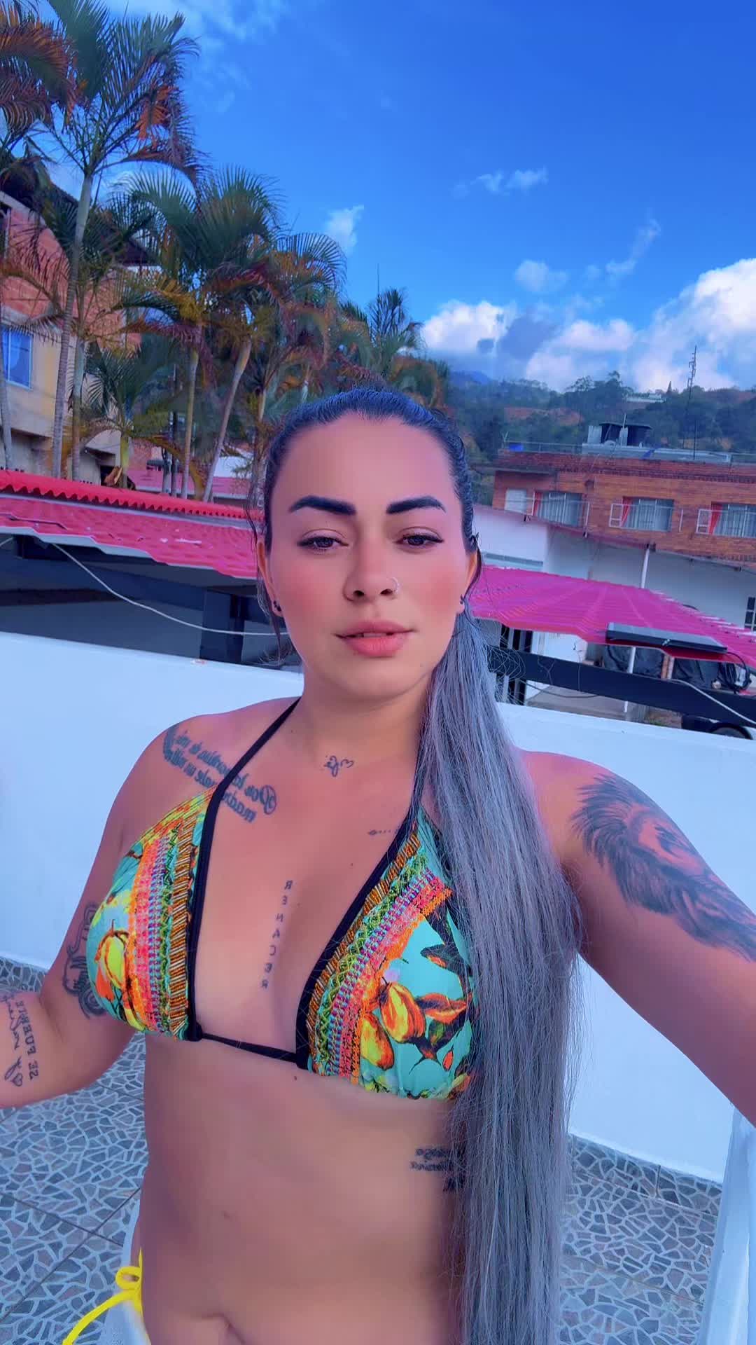 @💜LINDA LUCERO DE LA VEGA 🇨🇴
