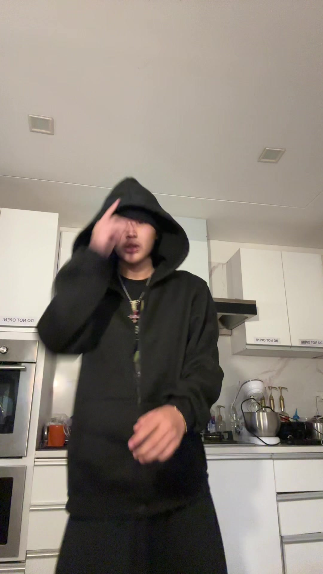 @yoshi