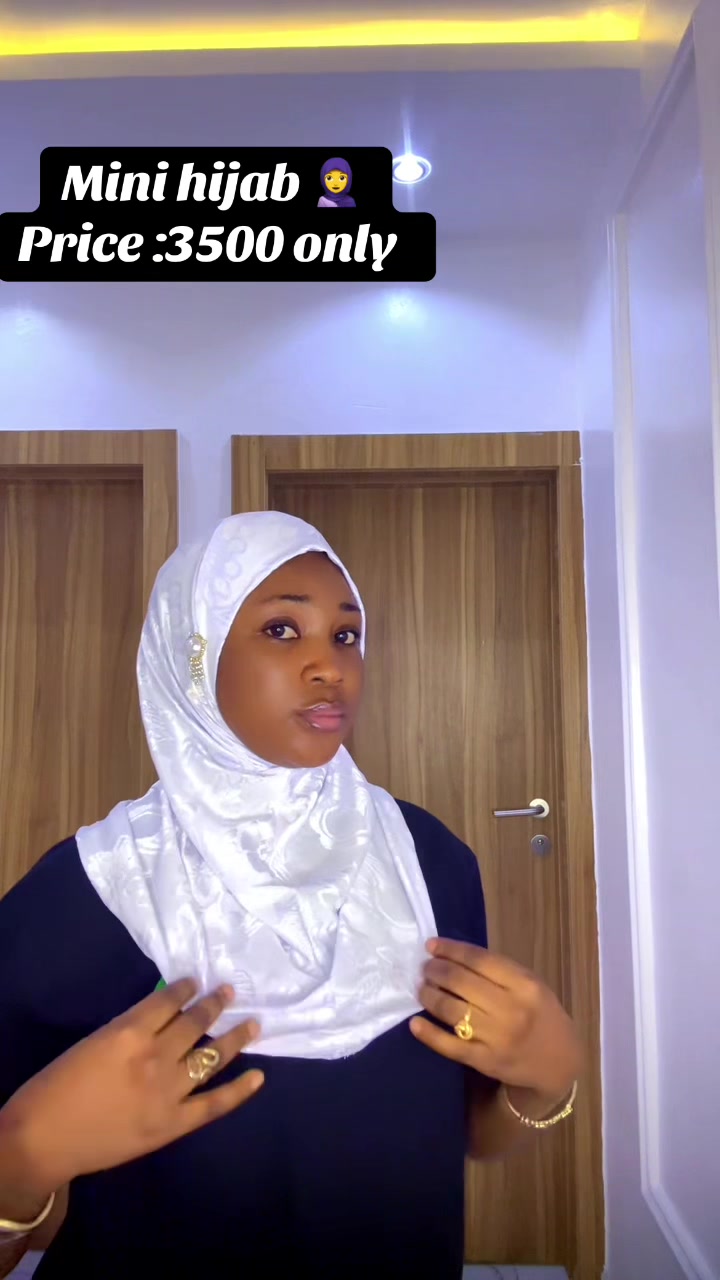 @SCARF/ABAYA VENDOR IN OTA OGUN