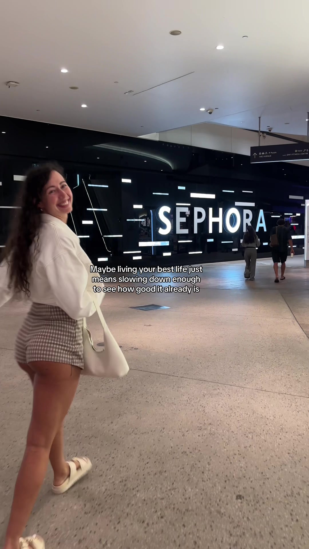 @Lu