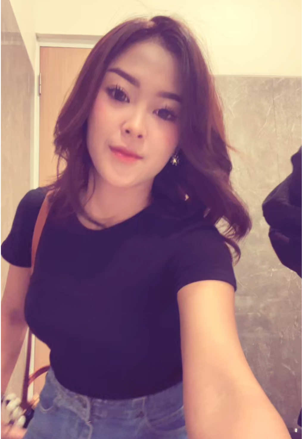 @kiaazz
