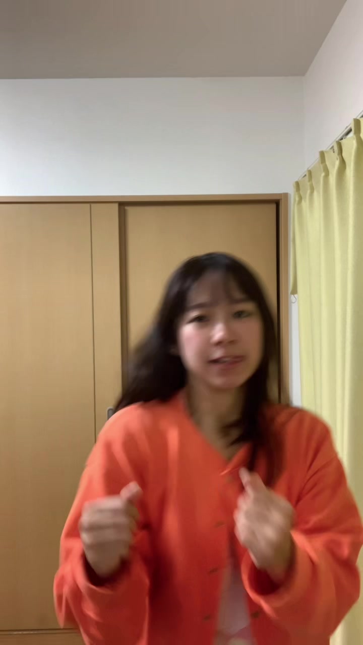 @EllaineDesu 🇵🇭