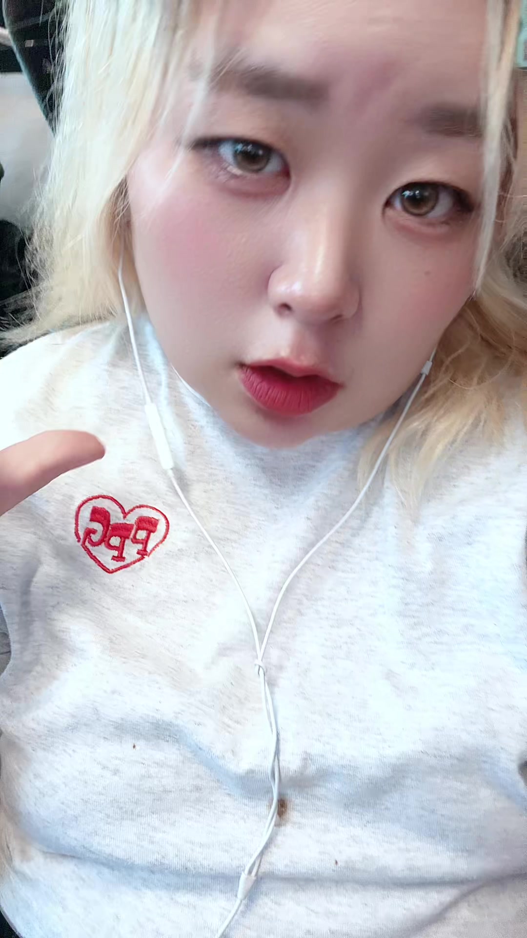 @くろろ