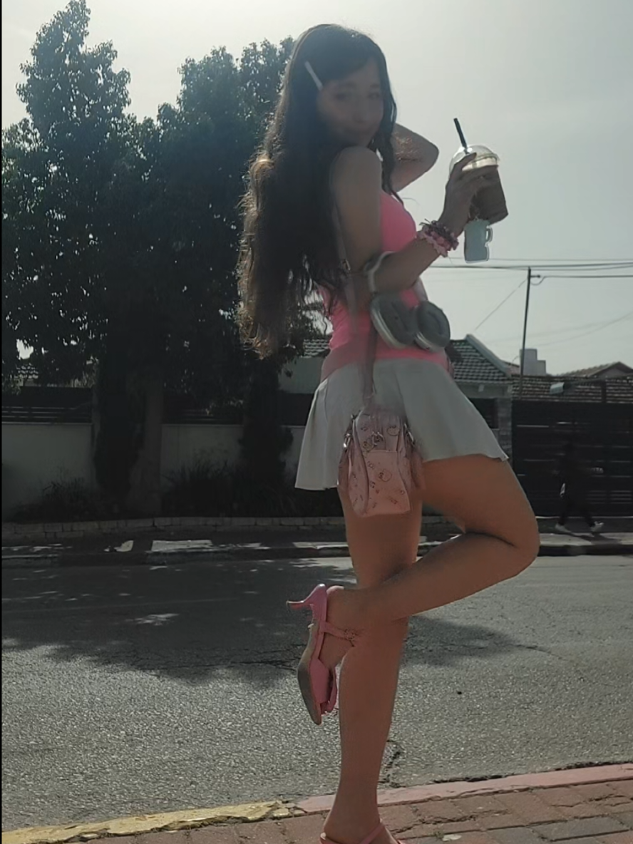 @Nina<3