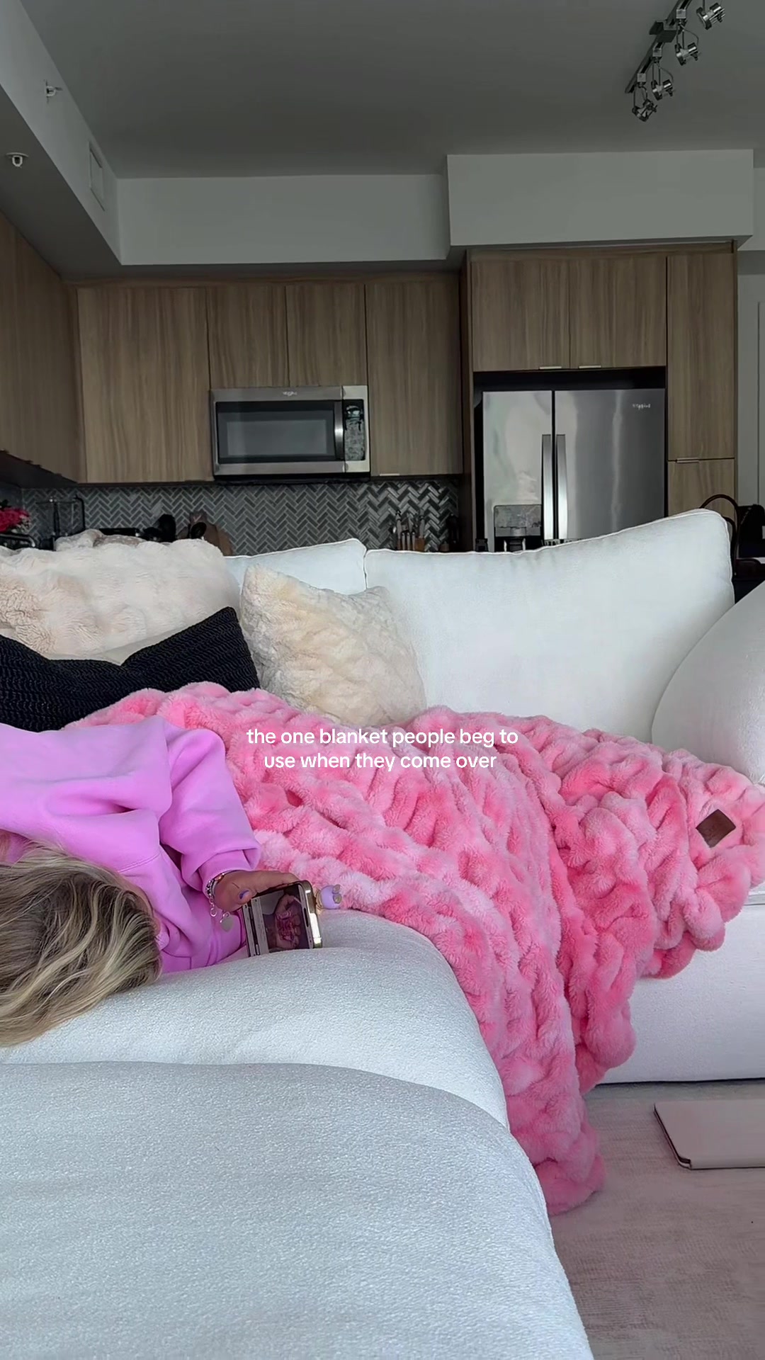 @delanacrook