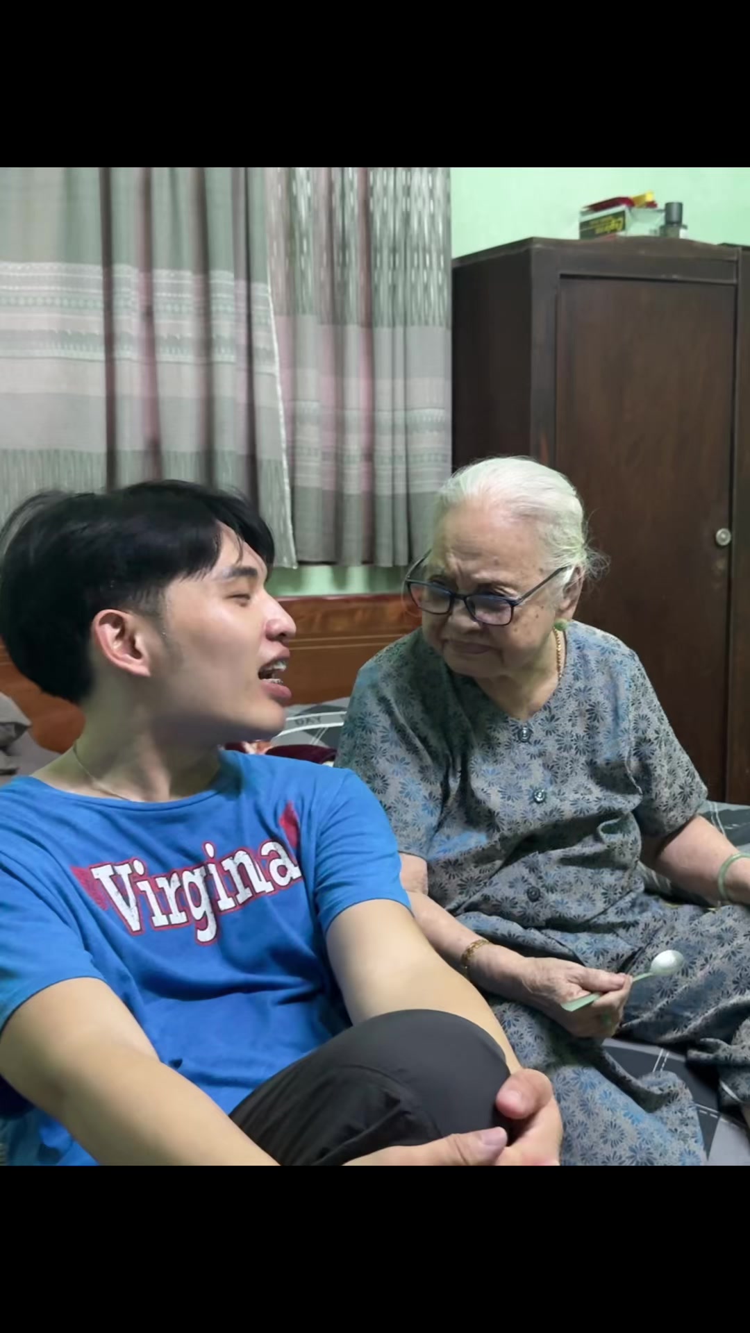 @Nguyễn Hồng Thủy