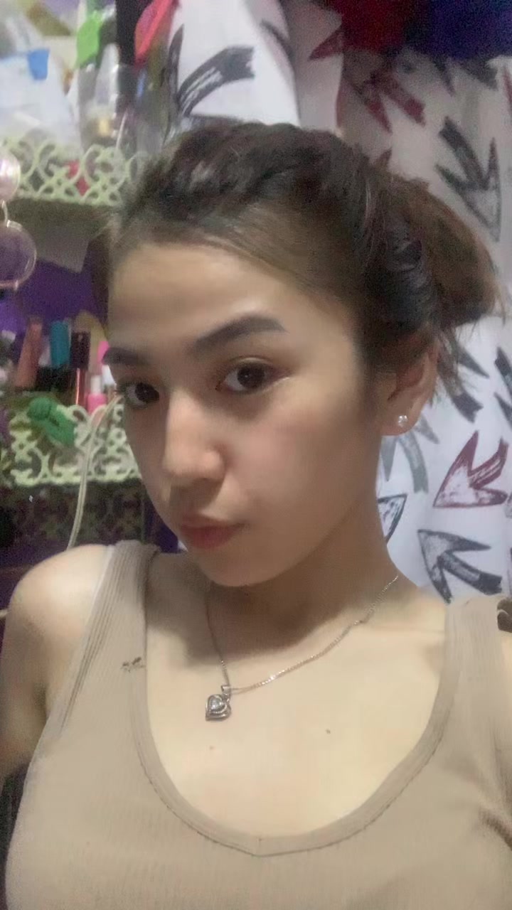 @ella.