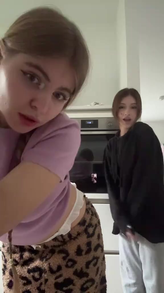 @Ruru