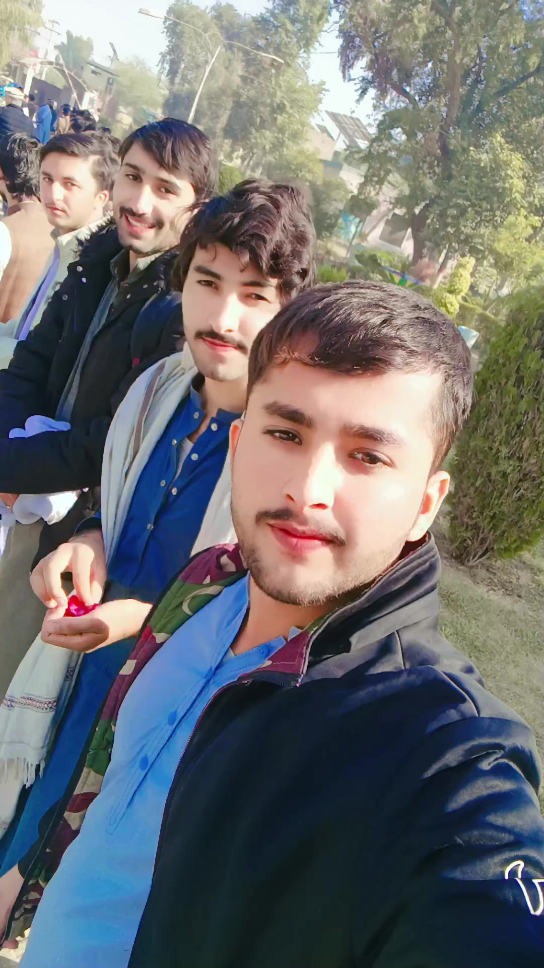 @2 مخ عی خلگ