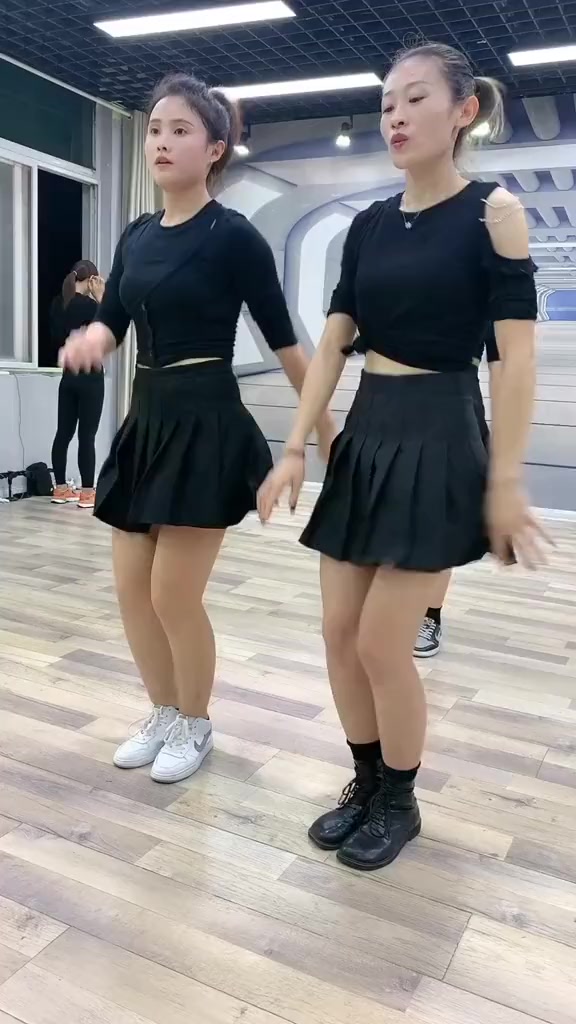 @小师妹团队