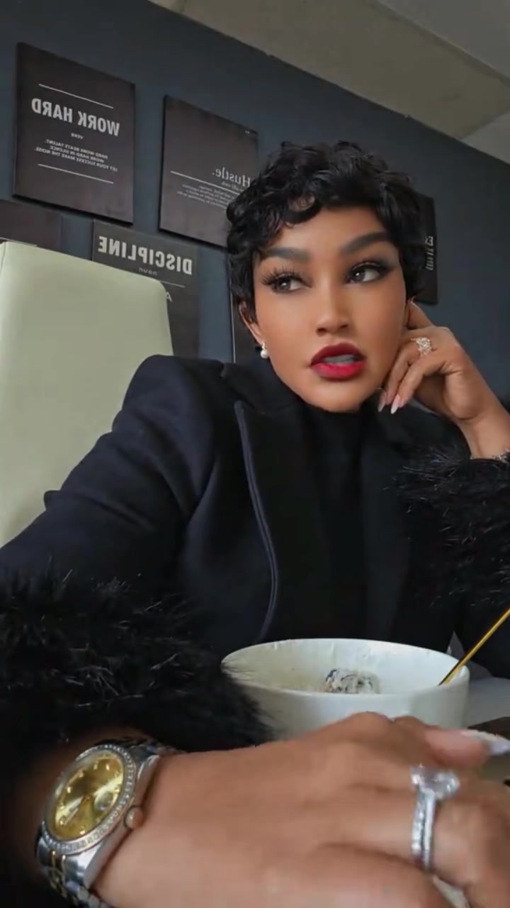 @zari💐the💞boss💕lady