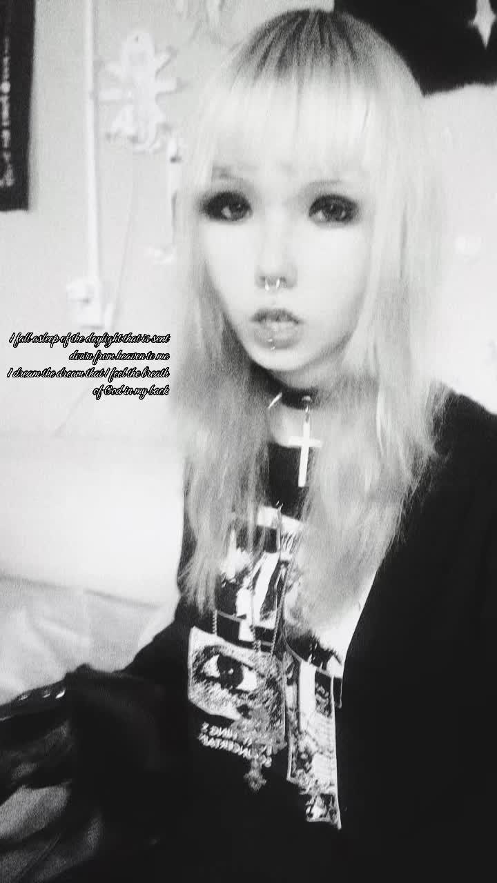 @× ШАРЛОТТА РАЙЗЕР ×