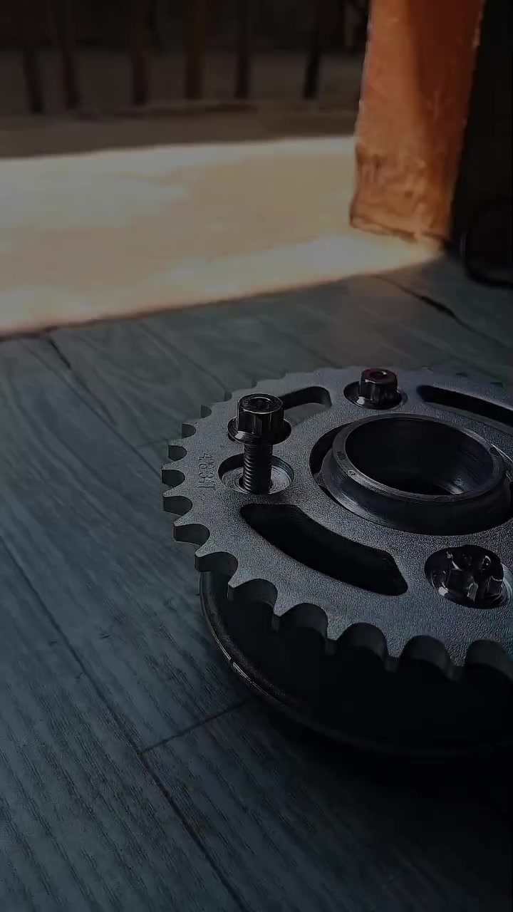 @🕷️