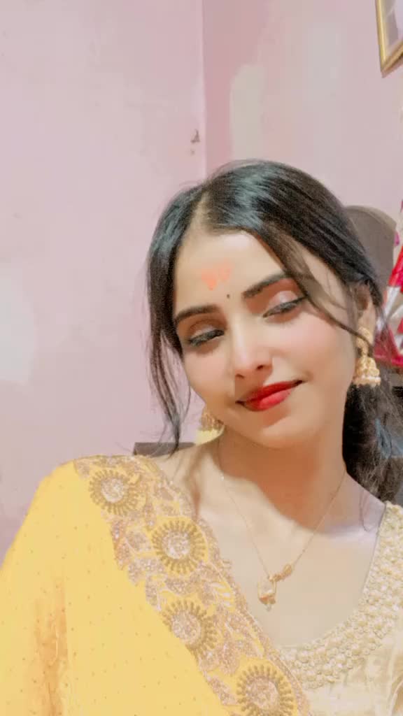 @rakhi thakur🌸🕊️