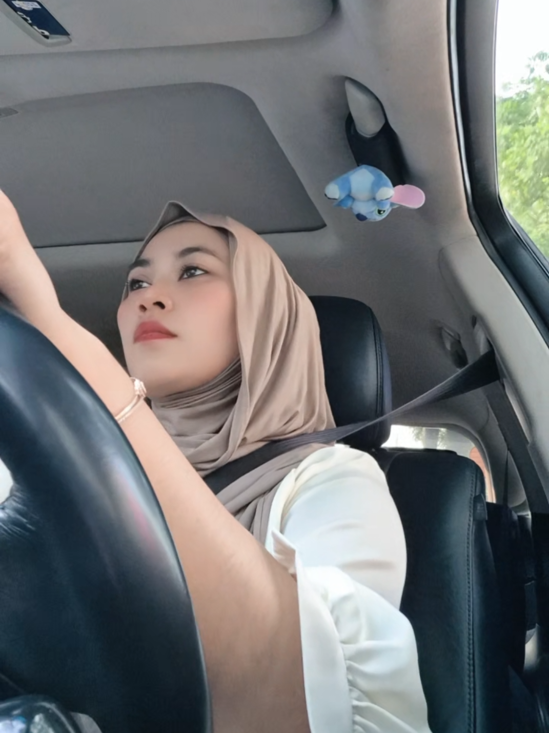 @vee putri 30