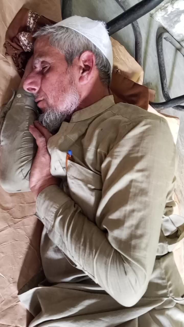@CHARA 1