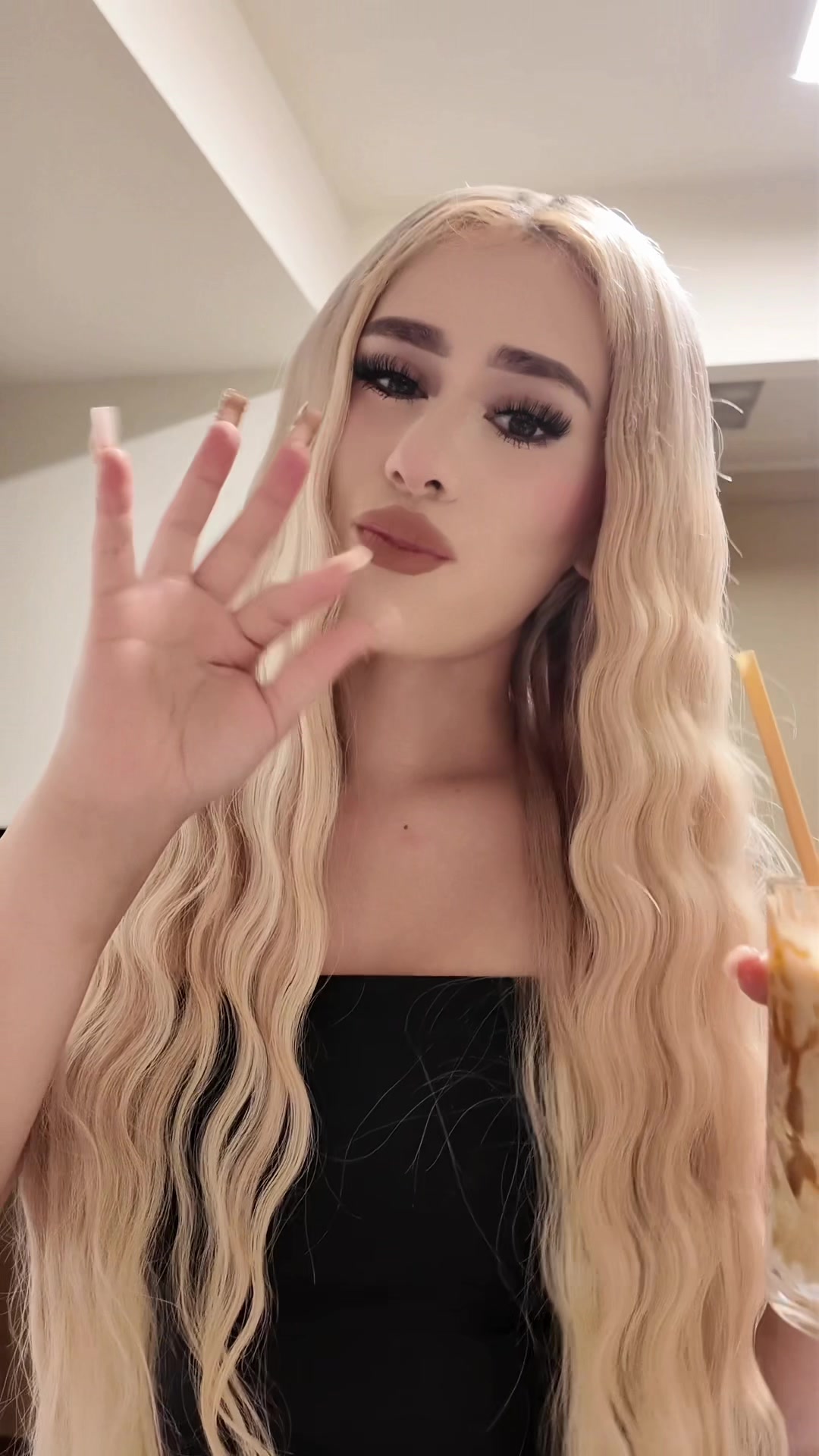@𝐊𝐀𝐘𝐋𝐀 𝐂𝐎𝐑𝐓𝐄𝐙 🍒