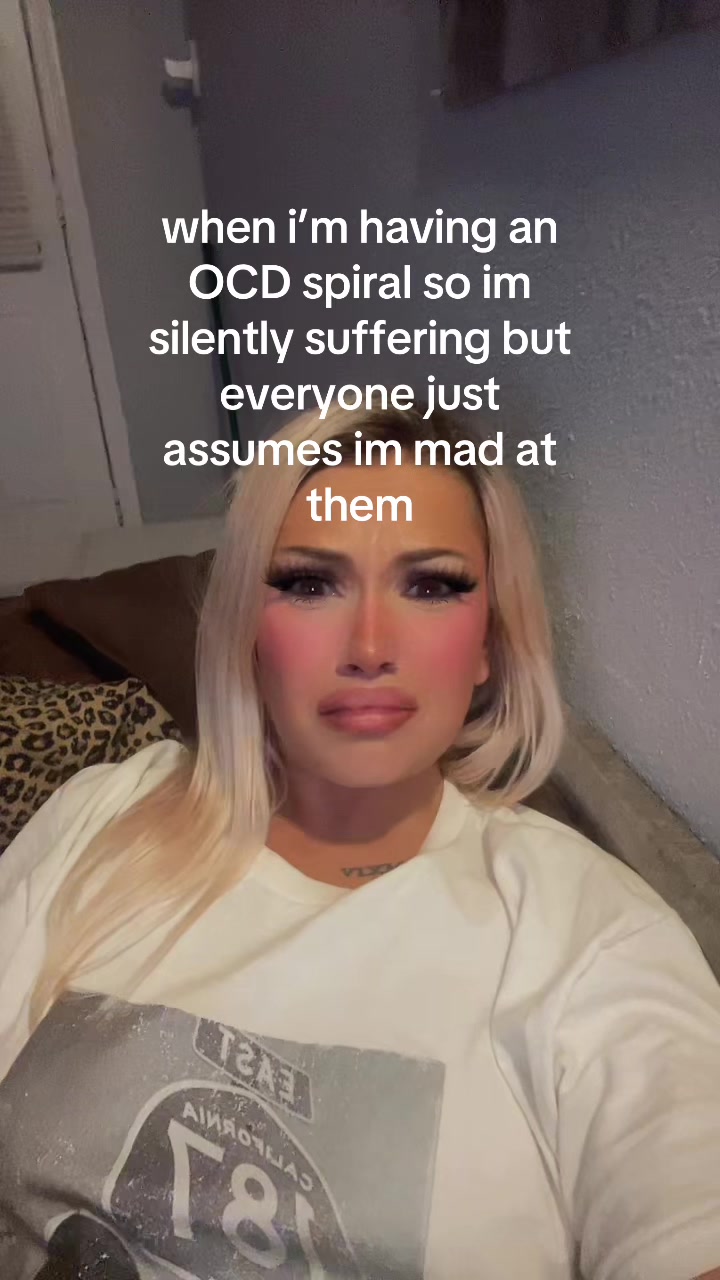 @jessika🧿