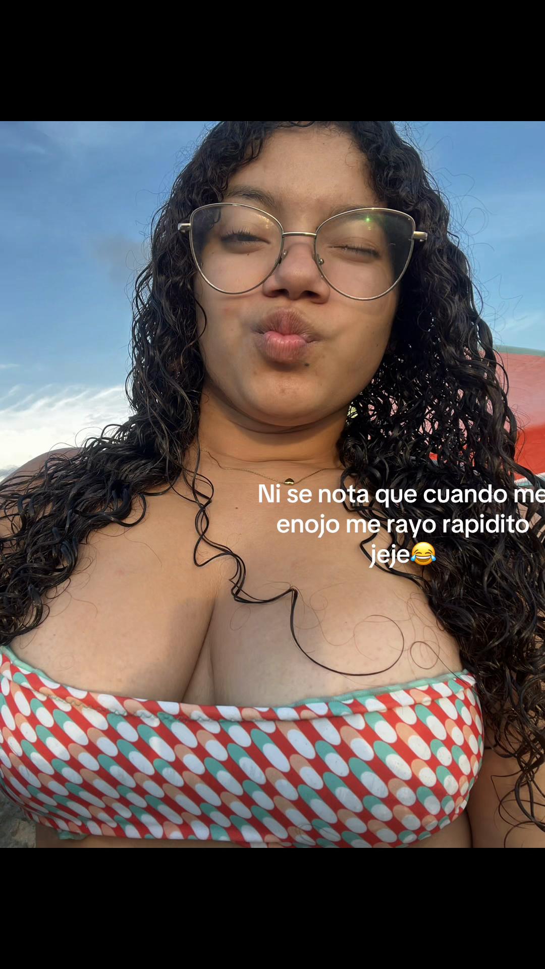 @mome🦋