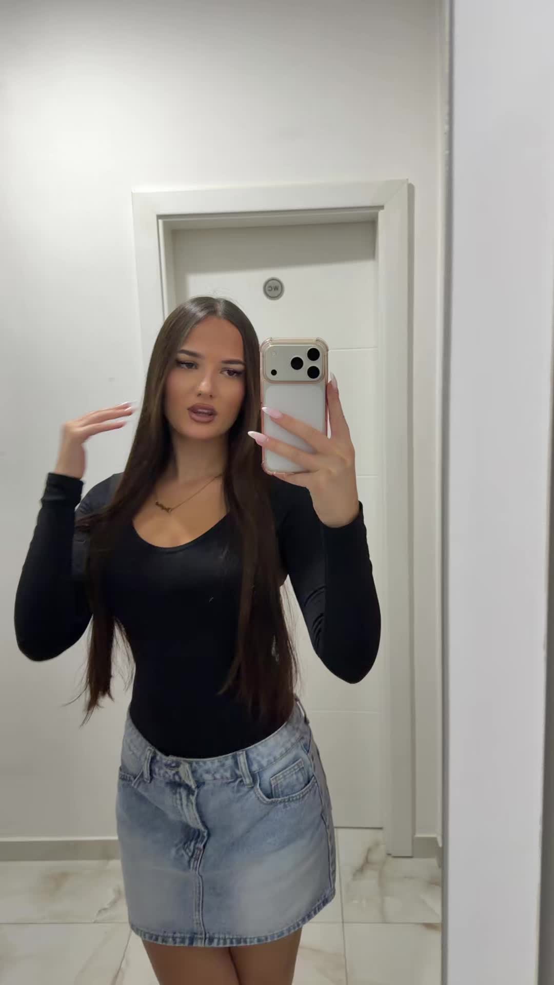 @𝐋𝐕