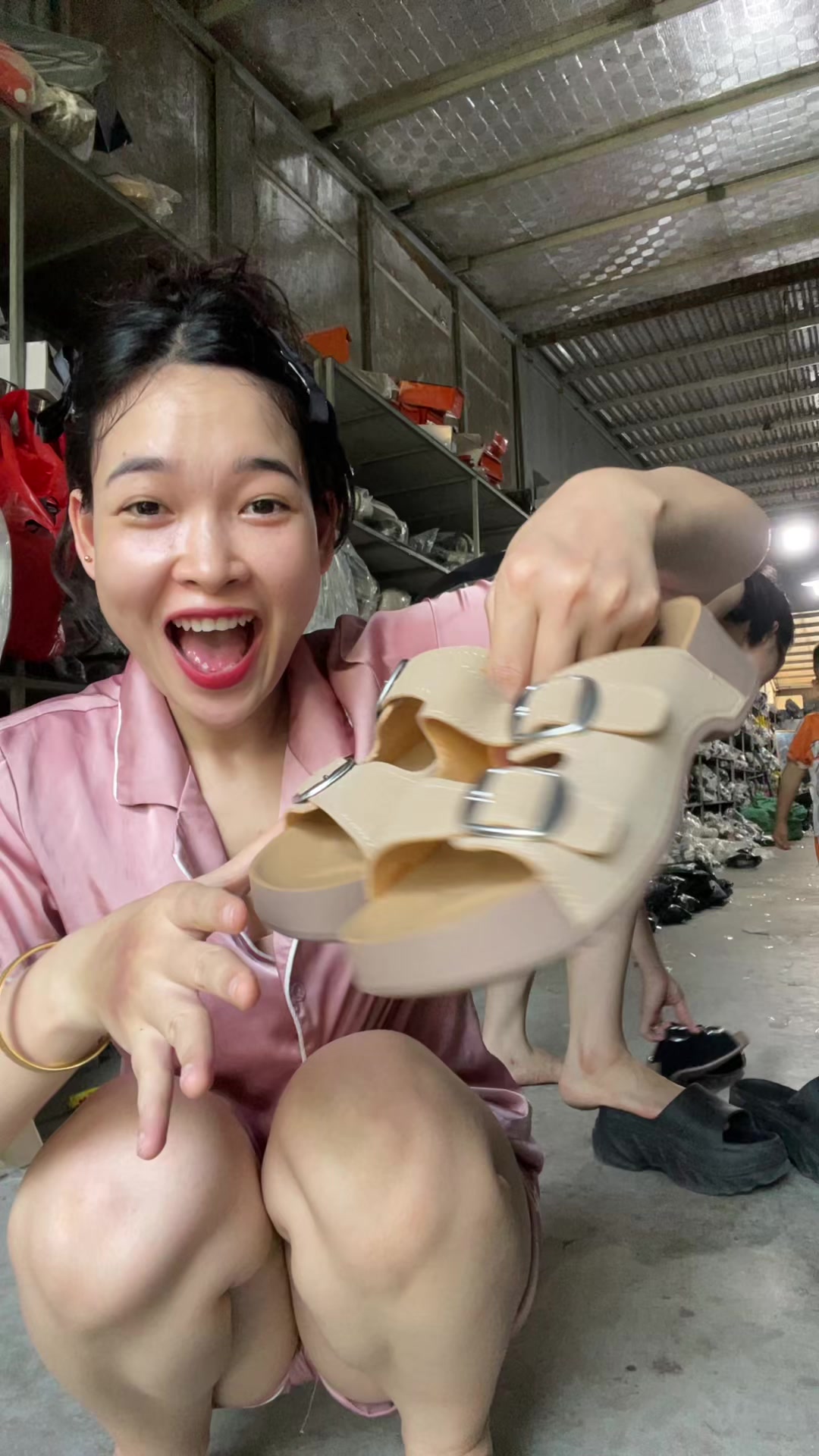 @HỒNG XIÊM