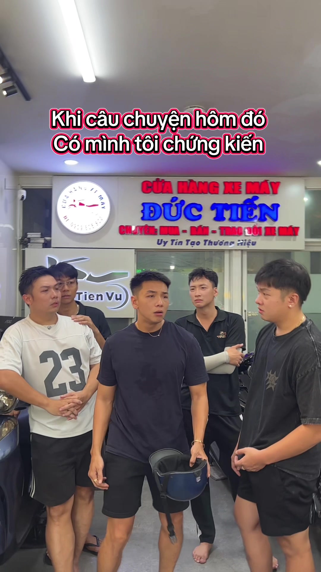 @Huy (em ruột Tiến chiều khách)