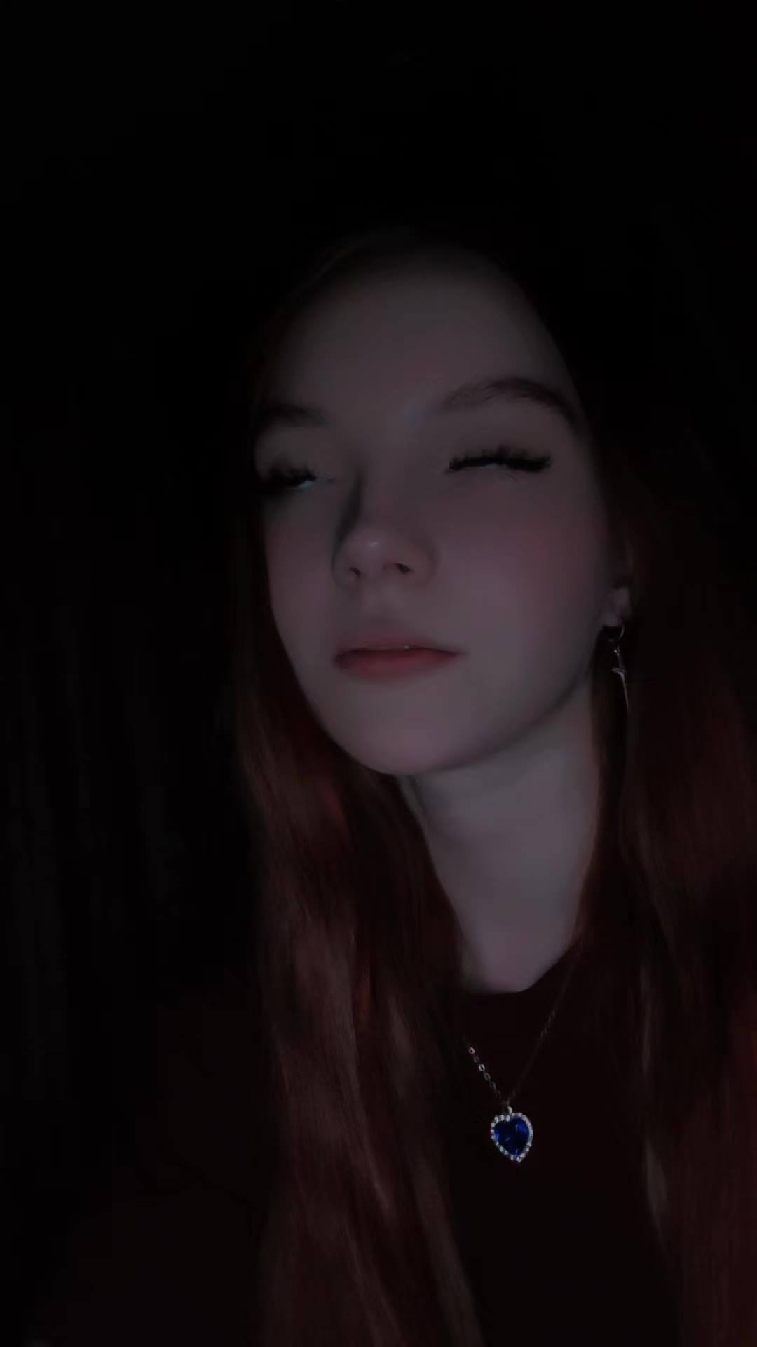 @лисёнок 😈