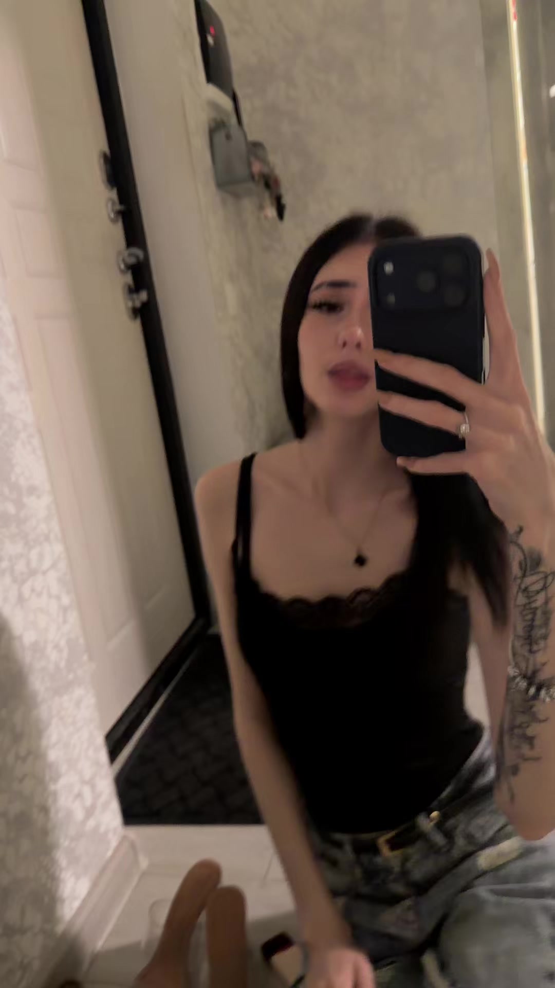 @user41169811832
