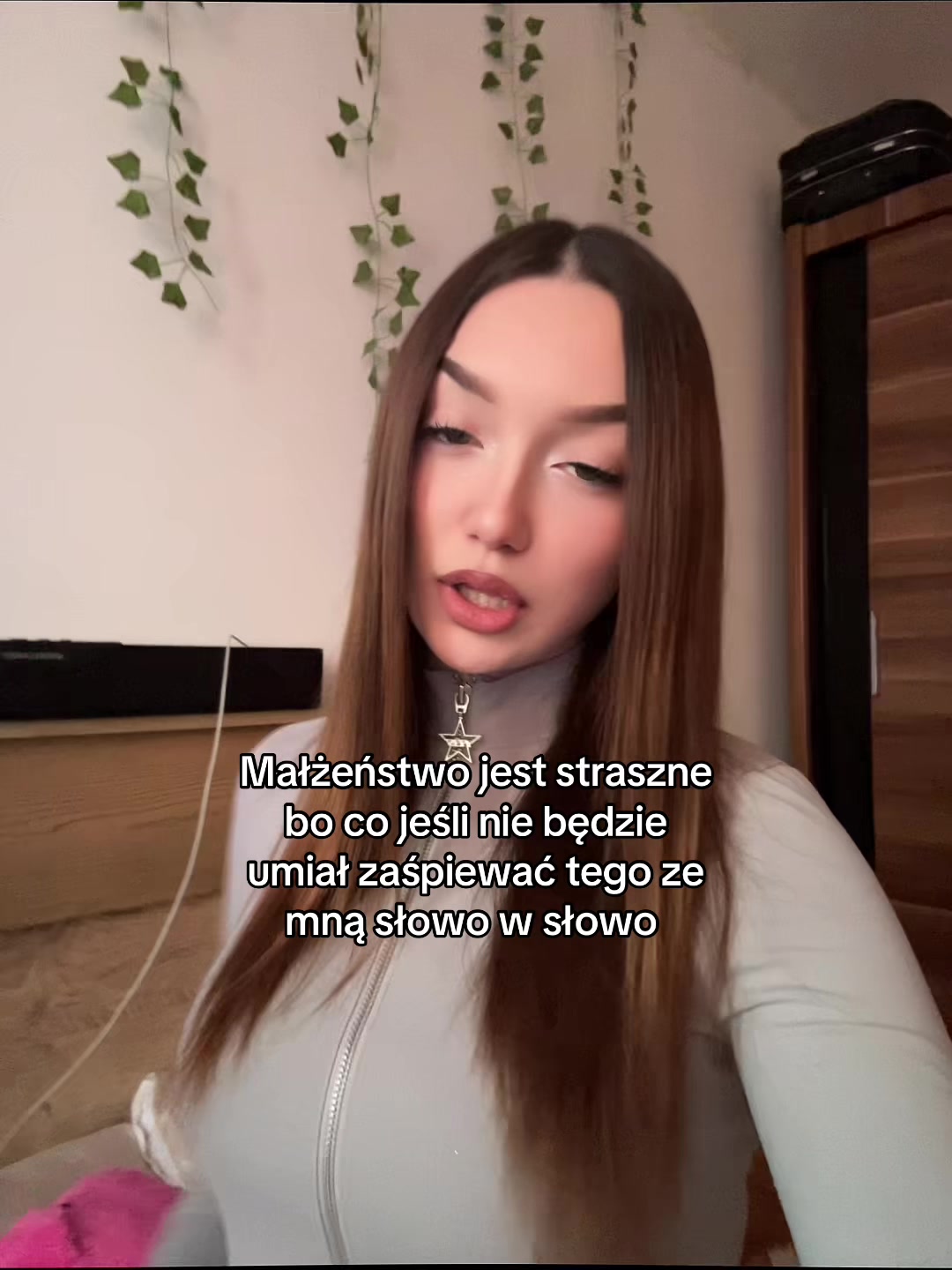 @ꨄ