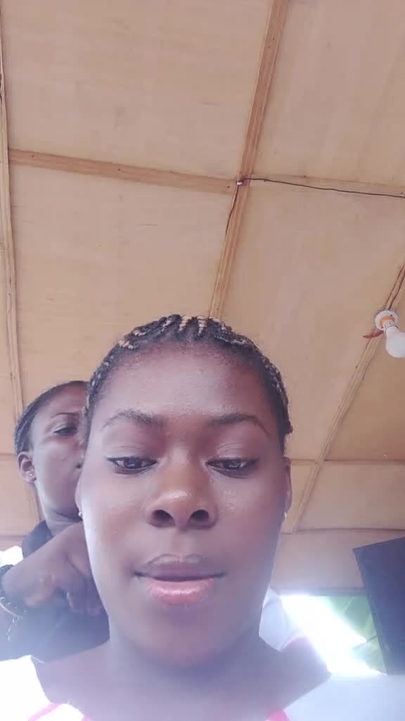 @Nana ama Cutie