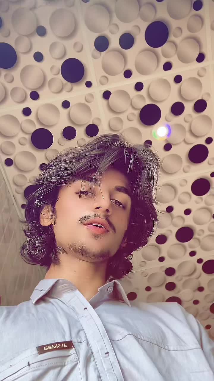 @MOoN🕶️🤏