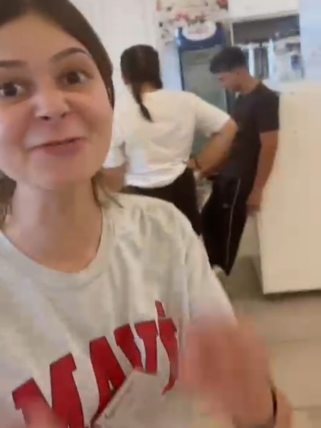 @dugunderneek