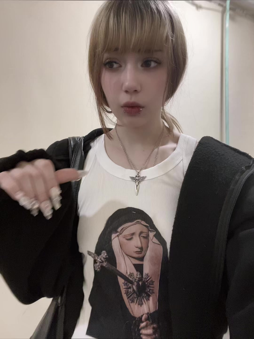 @лизочкч