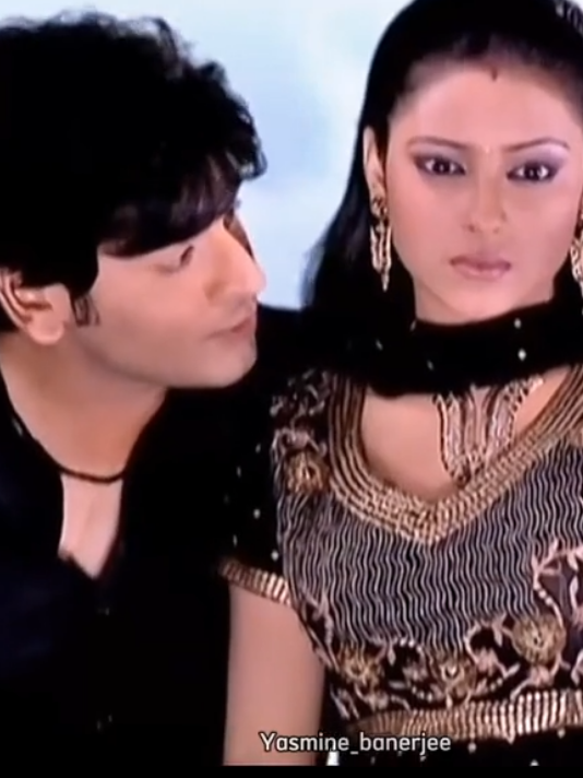 @Yasmine_banerjee ༘♡