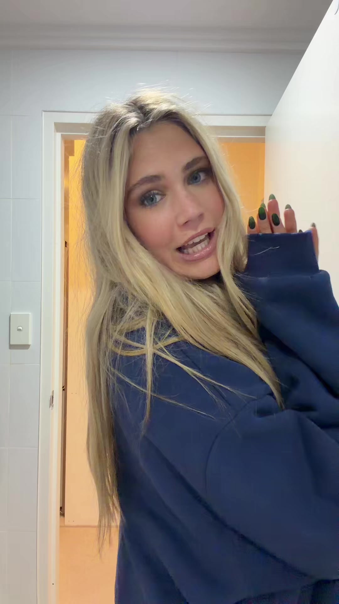 @GEORGIE HANSEN