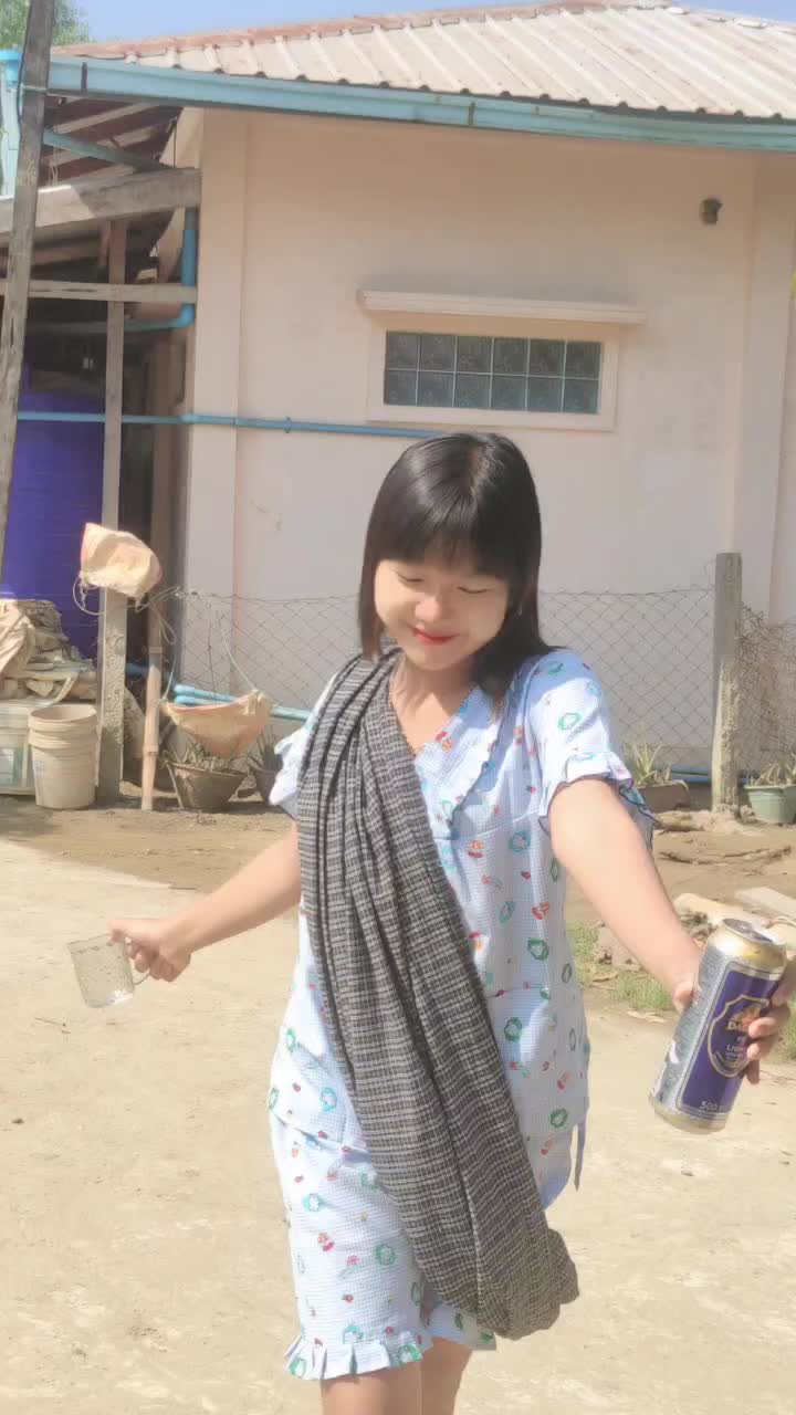 @💫🌻နှင်းနှင်းလှိုင်🌻💫
