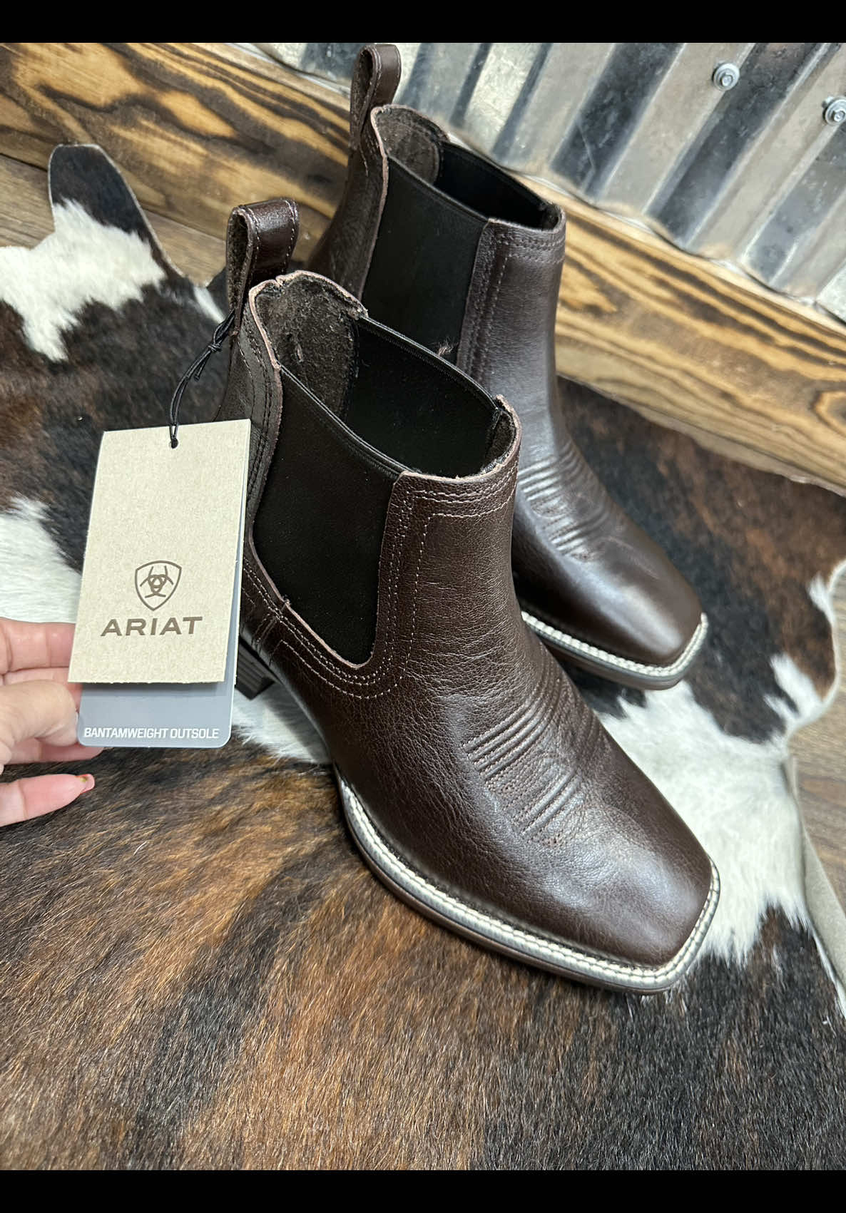 @leon western wear